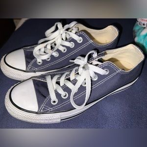 Navy converse